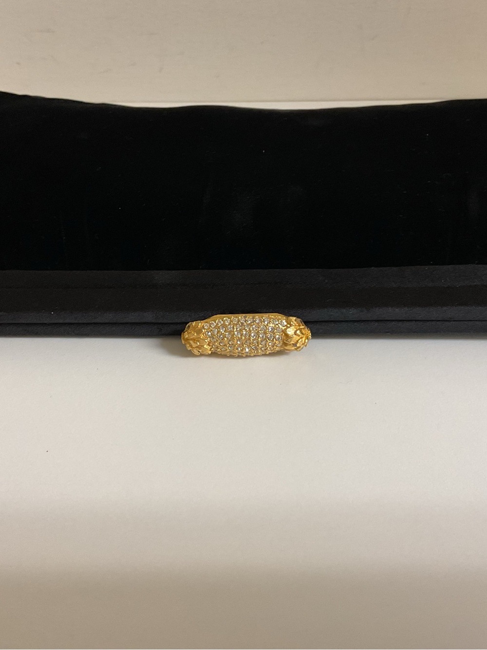 Mid Century Elegant Black Velvet Clutch w/ Gold Rhinestone Clasp, Moskowitz - Picture 2 of 3